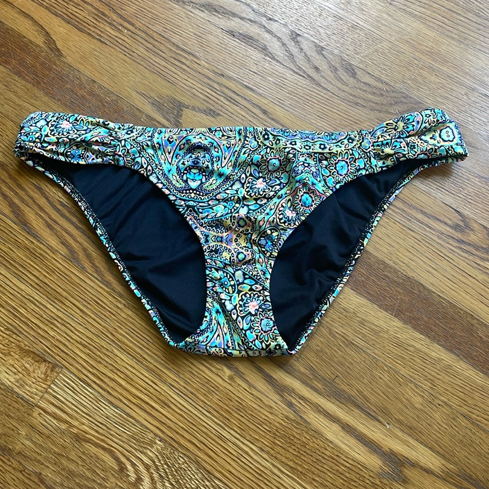 VS bikini